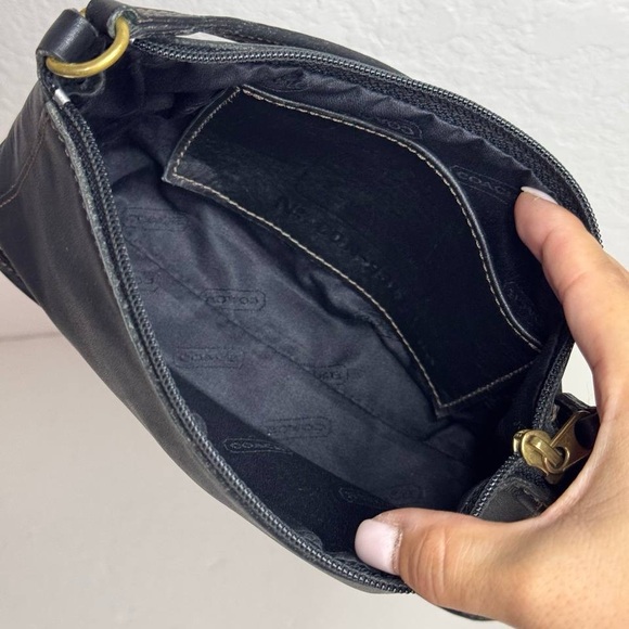 Old Coach 9311 Rare Made In USA Hand Bag Pouch Black Vintage - Picture 10 of 12